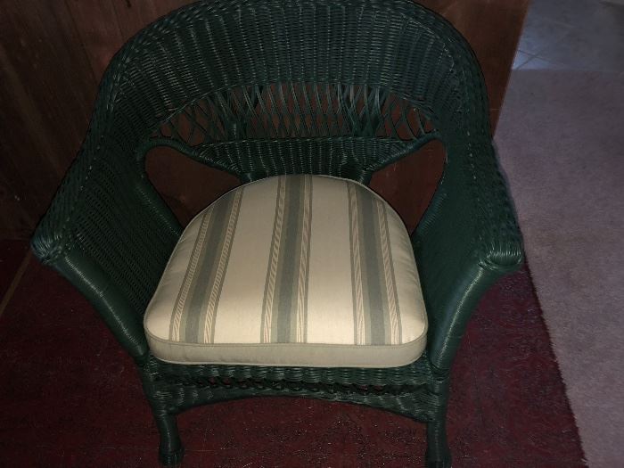 NEWER WICKER SIDE CHAIR