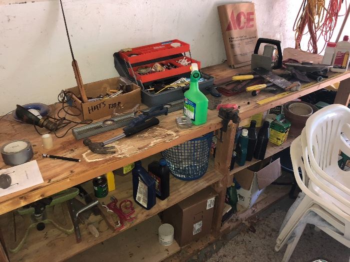 ASSORTMENT OF TOOLS