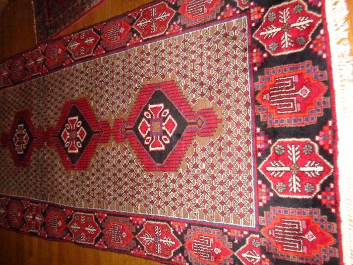 LARGE IRANIAN PERSIAN RUNNER HAND WOVEN