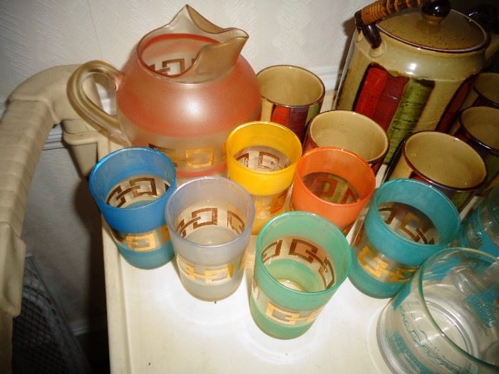 RARE COLLECTION OF MID-CENTURY GLASS SET