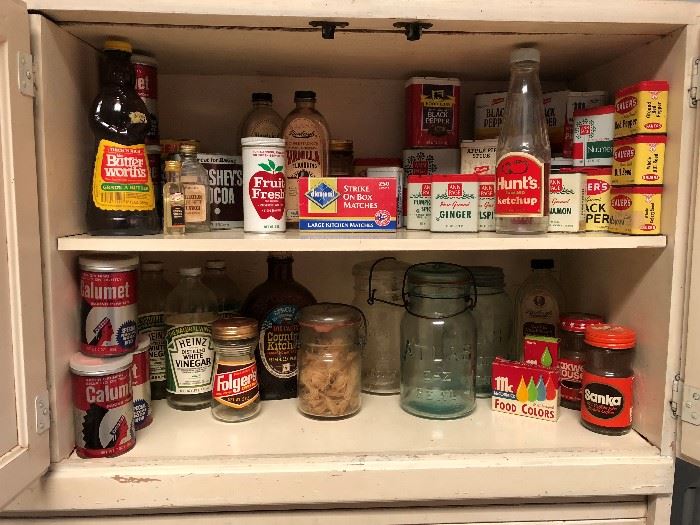 Vintage Tins and Spices 