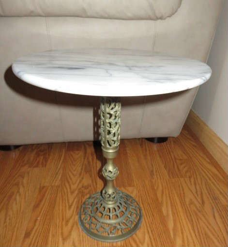 Vintage Marble Top Pierced Brass Pedestal Side Accent Table