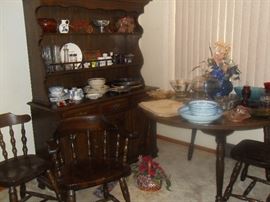 Dinette set with 6 chairs