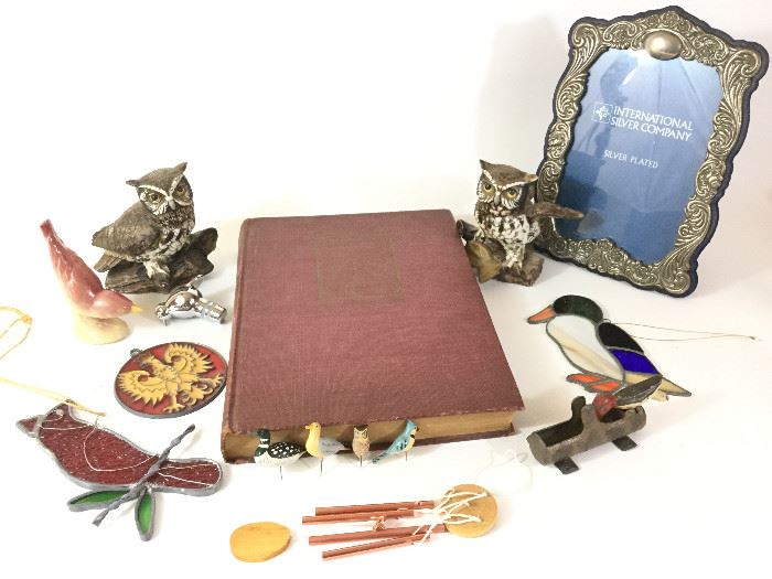  Bird Lot, including Woodpecker Toothpick Holder   http://www.ctonlineauctions.com/detail.asp?id=738869