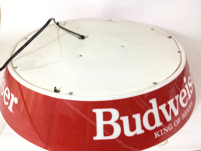 24" Electric Budweiser Beer Light Sign     http://www.ctonlineauctions.com/detail.asp?id=738885