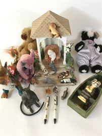 Cat Lover's Lot and More	  http://www.ctonlineauctions.com/detail.asp?id=738894
