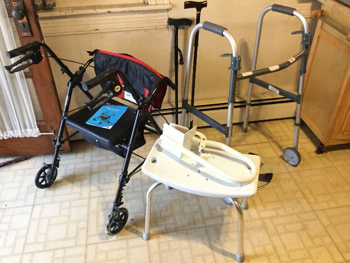 Assistive Devices	    http://www.ctonlineauctions.com/detail.asp?id=738938
