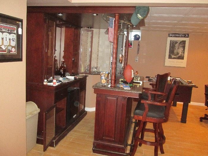 Large Bar and 2 Chairs
