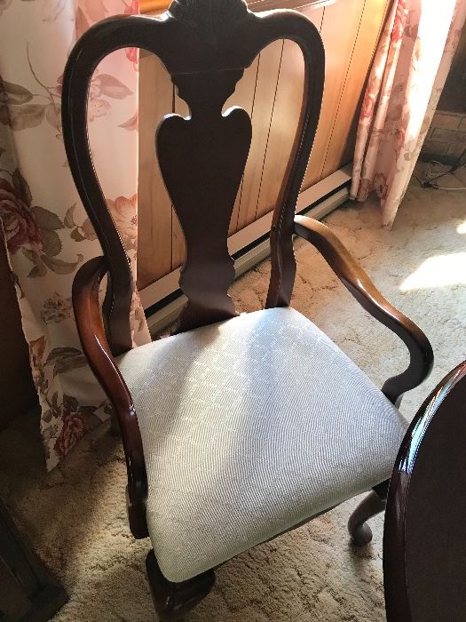 Example of dining room chair