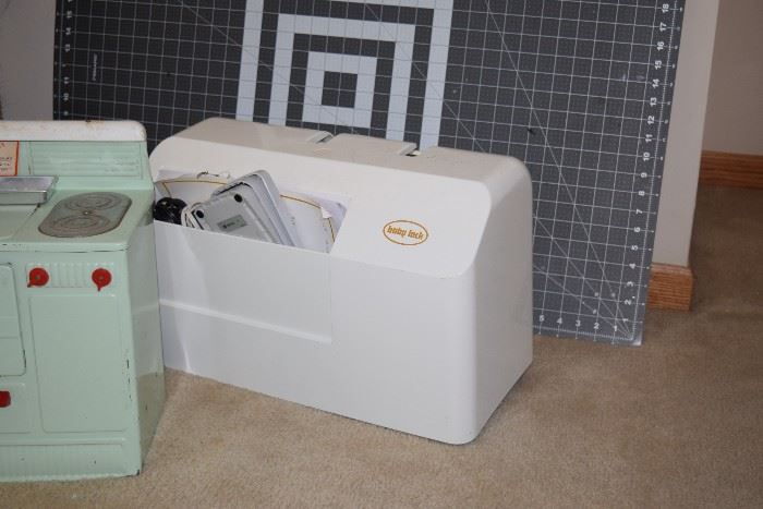 Baby Lock Sewing & Embroidery Machine