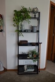 Shelf unit and decor