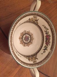 Wedgewood bone China made in England place setting for eight with the extra square cake plates and dessert plates square