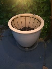 Flower pot Lg.$20