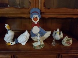 Bird Deco https://ctbids.com/#!/description/share/32285