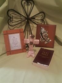 Crosses and Christian Decor https://ctbids.com/#!/description/share/32289