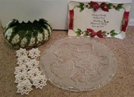 Christmas Decor https://ctbids.com/#!/description/share/32257