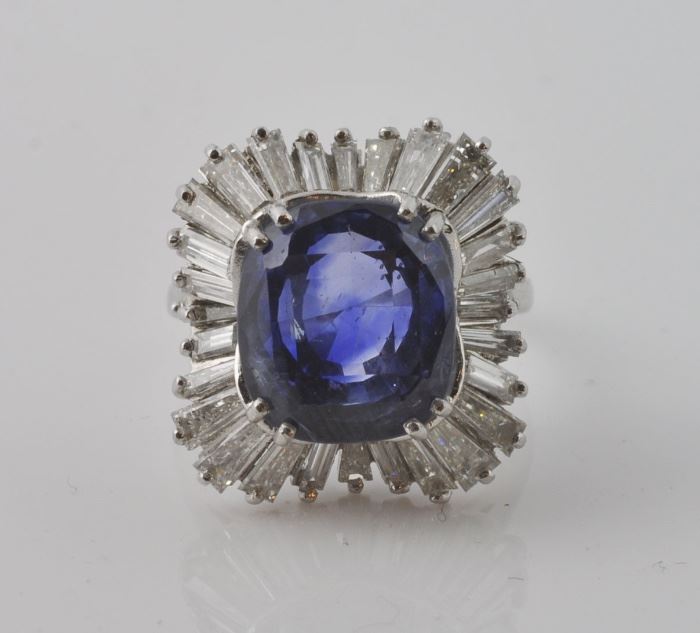 Sapphire 14 Carat Diamond Ring. GIA Certificate 