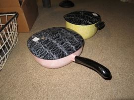 vintage spaghetti string pots