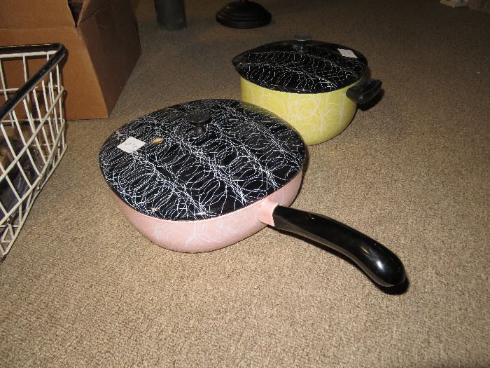 vintage spaghetti string pots