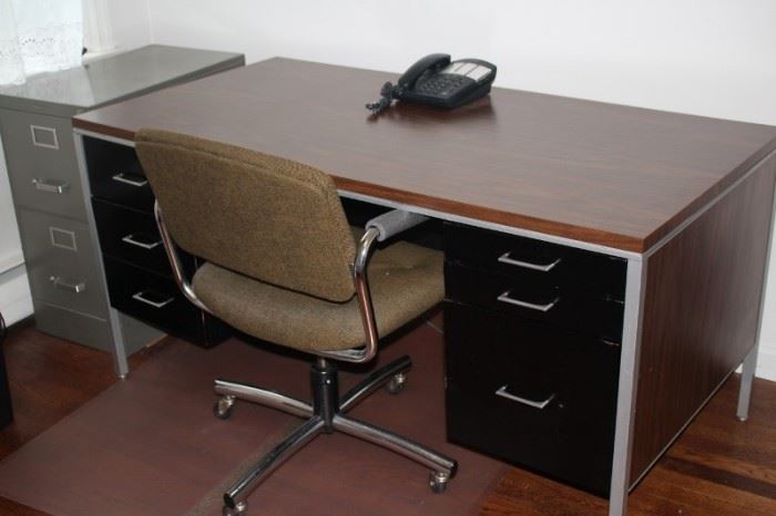 Office Desk, Chair and Metal File Cabiinet