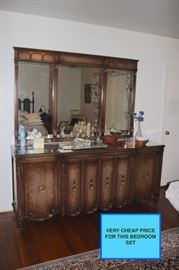 Bedroom Set - Dresser and Matching Mirror - GREAT PRICE!!!