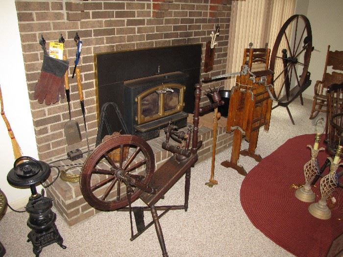 Spinning wheel, mini stove, wash stand & wringer, 