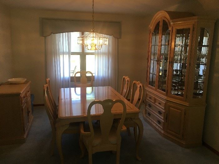 Lexington Dining Room Table with 2 Leaves, 6 chairs, China Cabinet & Serving Cabinet