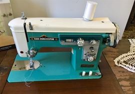 Good House Keeping sewing machine
