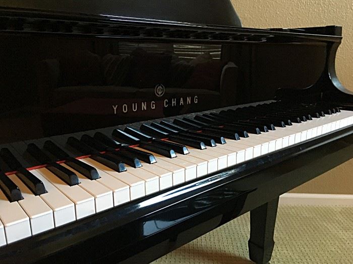 Young Chang baby grand piano