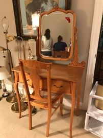 #53	Burled Wood Vanity q/chair and Mirror 33.5x19x30.5  Mirr   23x29	 $125.00 
