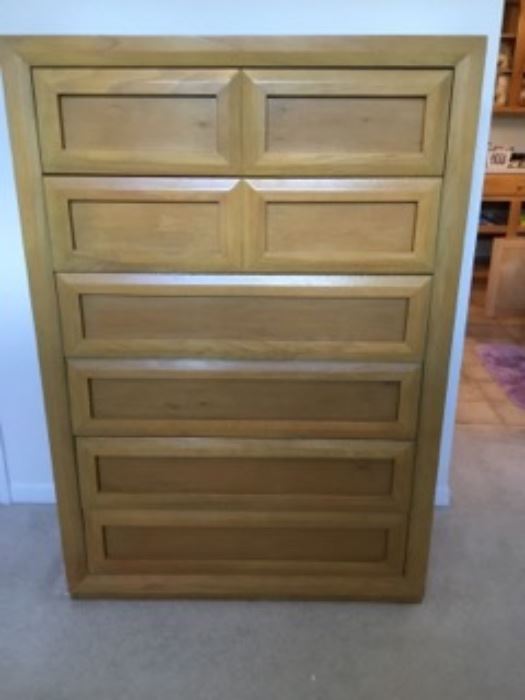 THOMASVILLE TALL CHEST OF DRAWERS