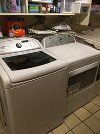 Cabrio washer/dryer