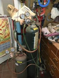 Acetylene torch set up
