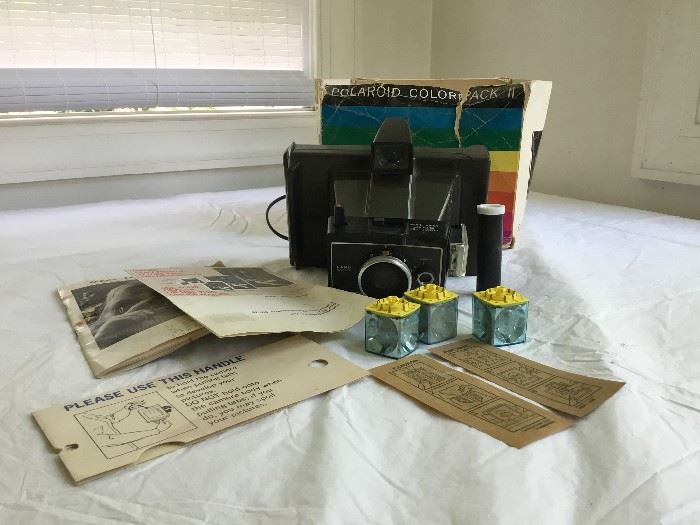 Polaroid Colorpack II             https://ctbids.com/#!/description/share/32331