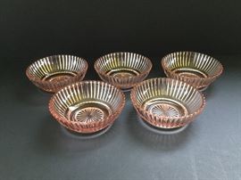 Pink Hued Dessert Dishes https://ctbids.com/#!/description/share/32396