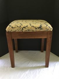Tall Stool with Cushion Seat       https://ctbids.com/#!/description/share/32409