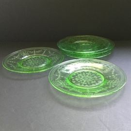 5 Green Depression Glass Plates         https://ctbids.com/#!/description/share/32441