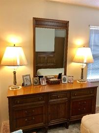 7 DRAWER DRESSER WITH CABINET