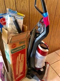 HOOVER VACUUM CLEANER WITH ATTACHMENTS WITH ORIGINAL BOX