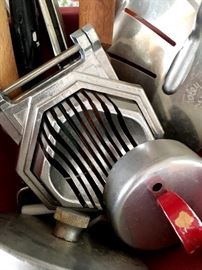 A LOT of Vintage Kitchen DoDads!...