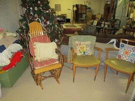 Lil' Abner and George Jetson, side by side.