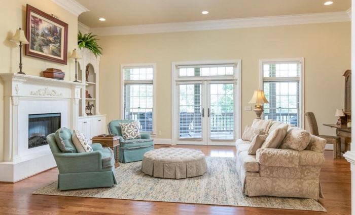 Living room showcases 3 cushion sofa made by Highland House Hickory, North Carolina.