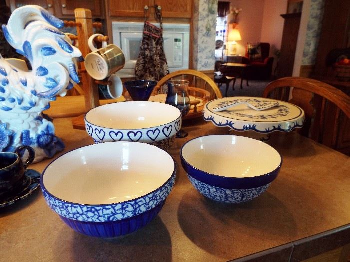 Two Bears Pottery nesting bowl set