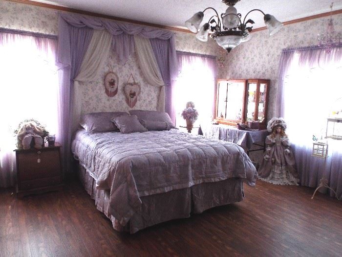 Gorgeous bedroom!