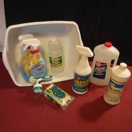 Clean Bathroom           http://www.ctonlineauctions.com/detail.asp?id=739836