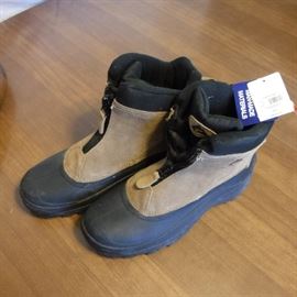  Ozark Trail Winter Boots   http://www.ctonlineauctions.com/detail.asp?id=739844