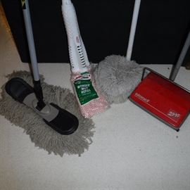 Floor Care Kit      http://www.ctonlineauctions.com/detail.asp?id=739846