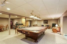 Brunswick Gold Series Pool Table