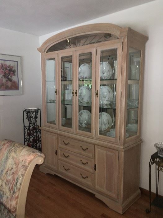 Keller China Cabinet with glass shelves, mirrors and lights + cutlery drawer