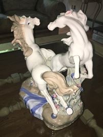 horse statue (LLadro replica)